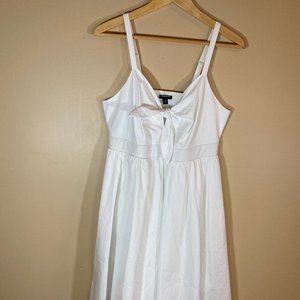 NWOT Torrid, White Cotton Dress with Pockets and Tie front, Size 00 (M/L)